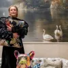 Живопис як терапія: що приховує яскравий будинок Шерон Стоун у Беверлі-Гіллз