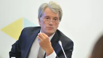 Син Віктора Ющенка повернувся зі США: експрезидент розсекретив, де зараз працює Тарас