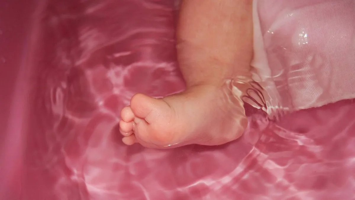 «Я вийшла буквально на кілька секунд»: на Чернігівщині у ванній потонуло немовля – мати надала пояснення