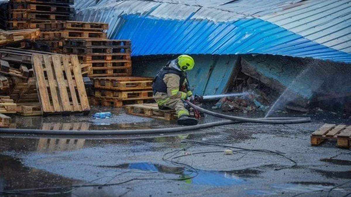 Ракетний удар по підприємству на Одещині: зруйновано частину складів «Снігової Панди», є загиблі і постраждалі