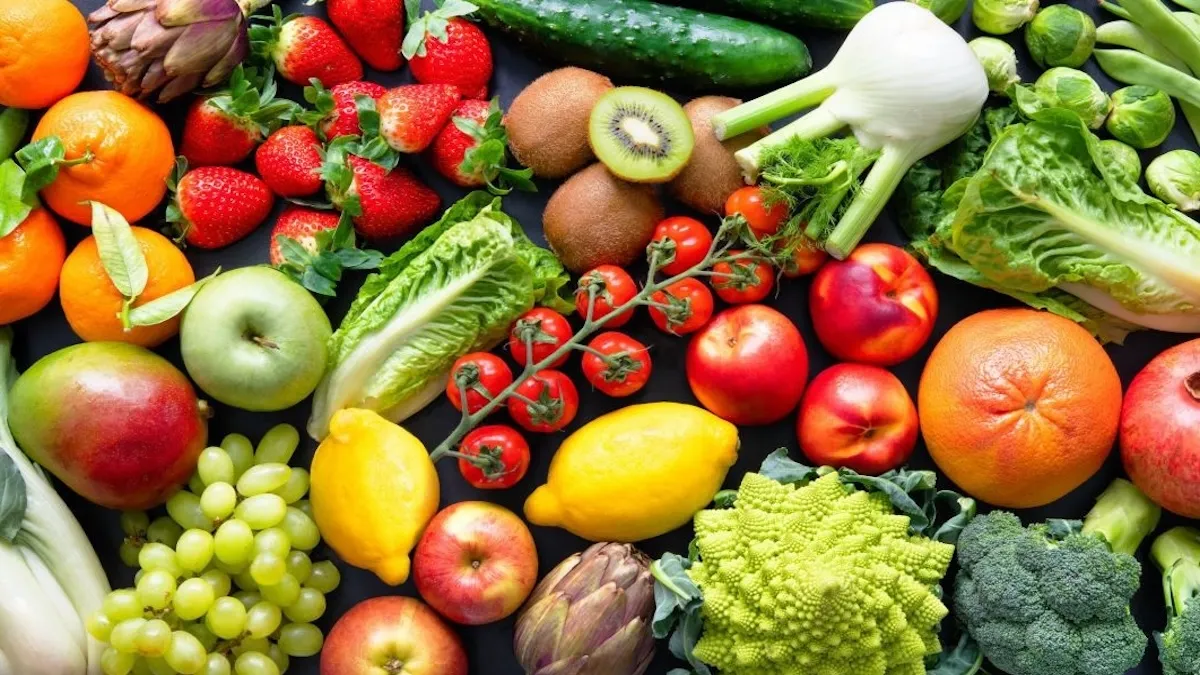 Названо найкорисніший овоч і фрукт у світі: один з продуктів точно здивує