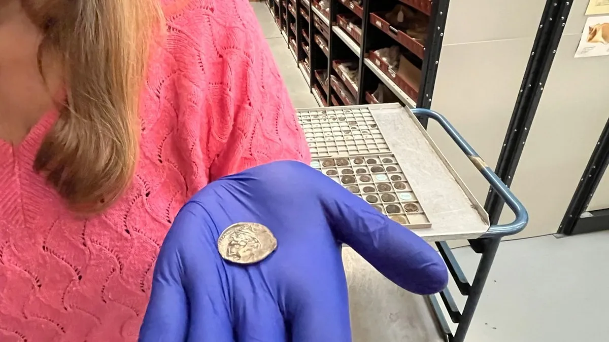 У Великій Британії сплатили проїзд монетою до нашої ери: історія унікального артефакту