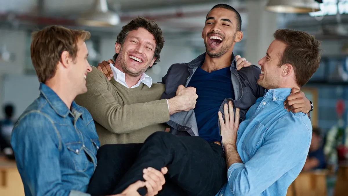 Не відпускаєте чоловіка до друзів? Науковці з вами не погодяться і ось чому