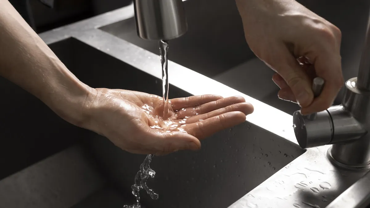 Київ може залишитися без гарячої води до кінця зими: що повідомила журналістка