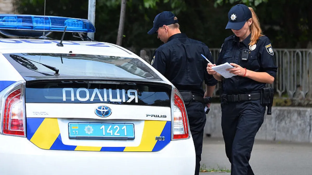 «Образив людську гідність і мораль»: львів’янин дізнався покарання за облите квасом авто поліції