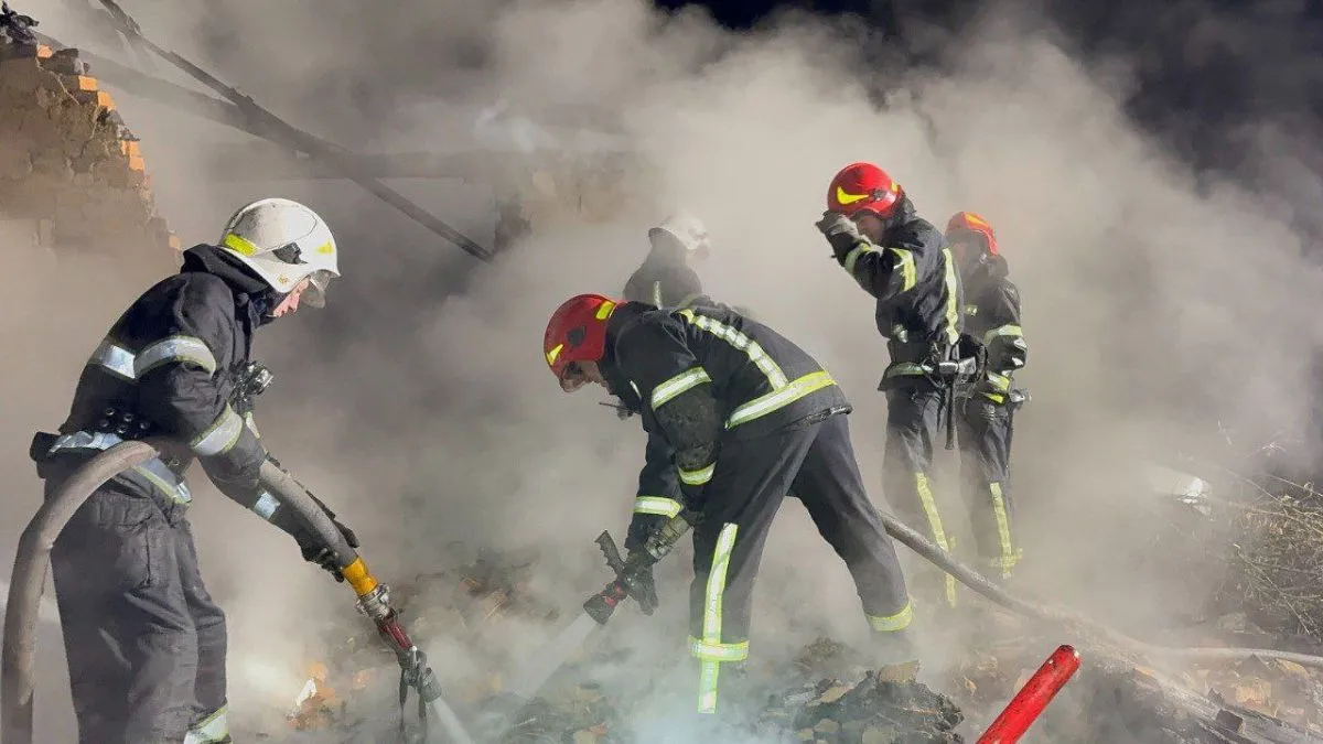 На Хмельниччині пожежа забрала життя майже цілої родини: подробиці трагедії