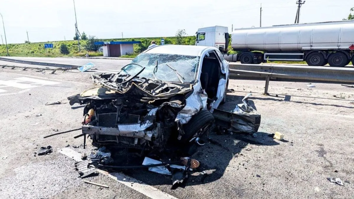 Отримав штраф за перевищення швидкості й відразу розтрощив авто при 180 км/год: подробиці ДТП з Рівненщини