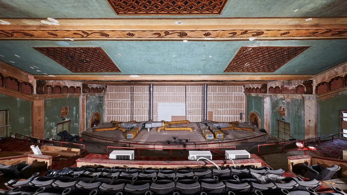 хайланд, кінотеатр