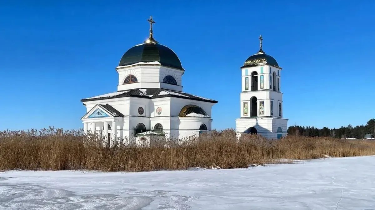 Спас на воді: унікальна церква неподалік від Києва, яку варто побачити