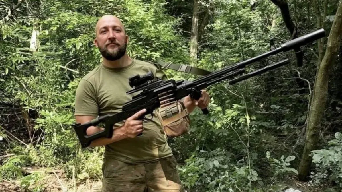 Відомий український актор розкрив, що було найважчим після мобілізації у ЗСУ: «Говорив лише чотири слова‎»