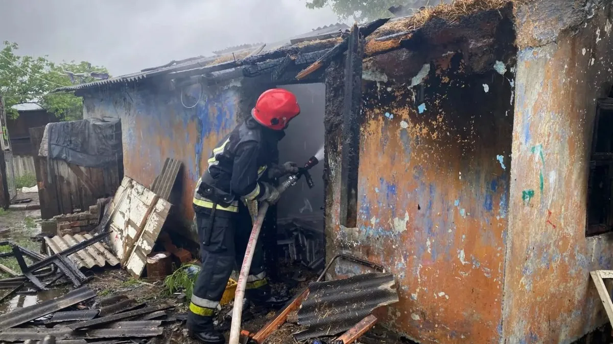На Одещині у вогні загинули двоє дітей: рятувальники назвали причину трагедії