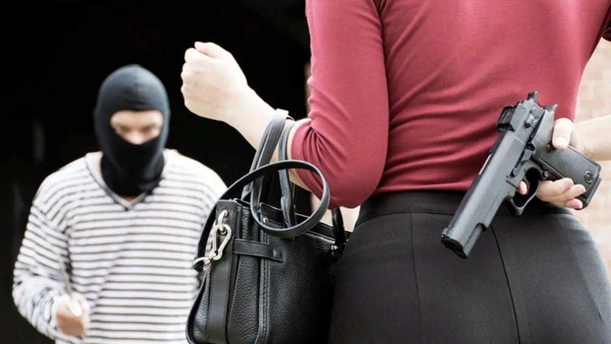 «Люди мають право на самозахист»: очільник МВС Клименко анонсував обговорення закону про зброю для цивільних