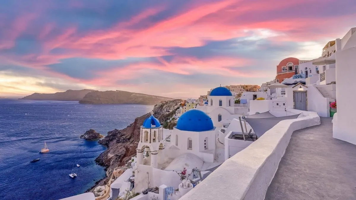 Один із найвідоміших островів Греції може поринути у катастрофу: вчені здійснили шокуюче відкриття