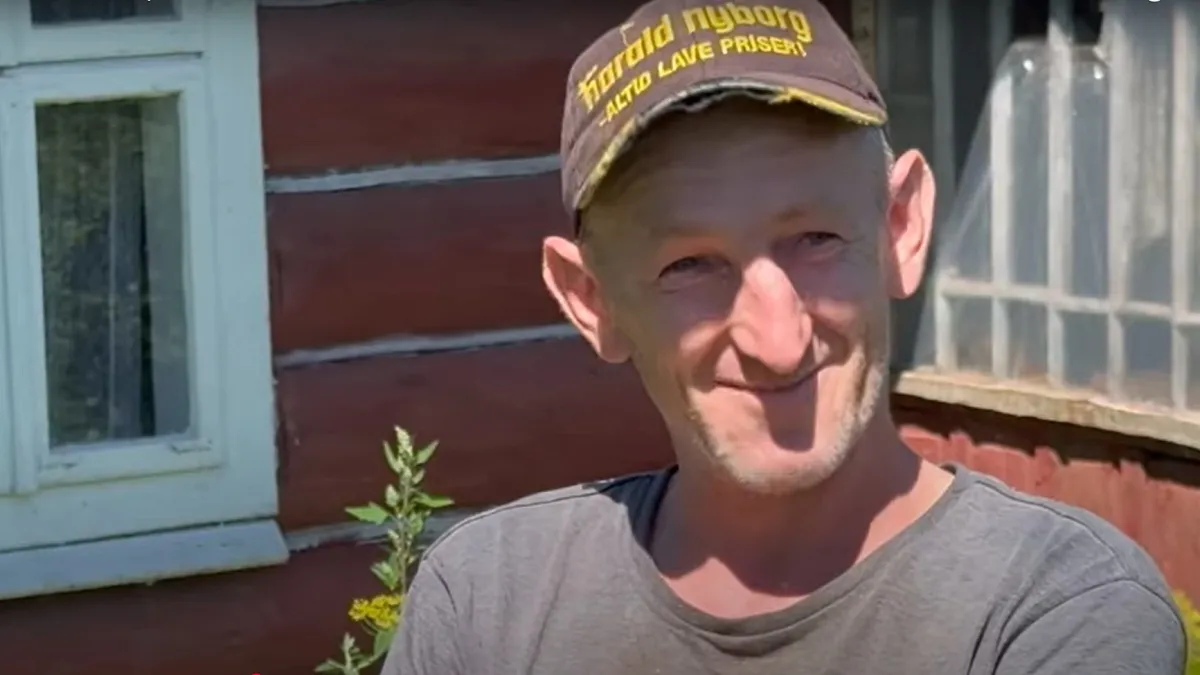«Хотіли відправити служити, але ніхто мене не бере»: у селі на Львівщині мешкає лише один чоловік – відео 