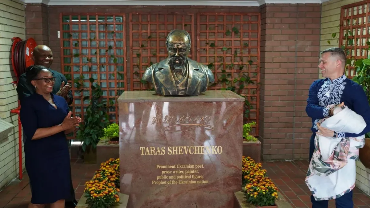 Перший пам’ятник Тарасу Шевченку в Африці: в якій країні його було встановлено та як він виглядає