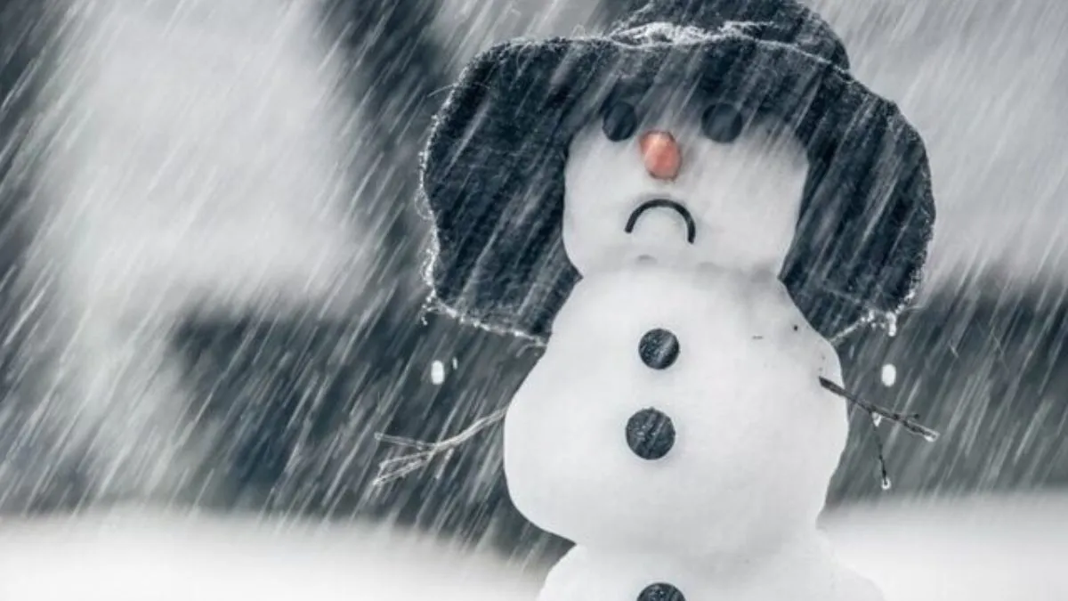 Яка погода завтра, 23 лютого: до України завітає потепління, але з опадами й рвучким, місцями штормовим вітром