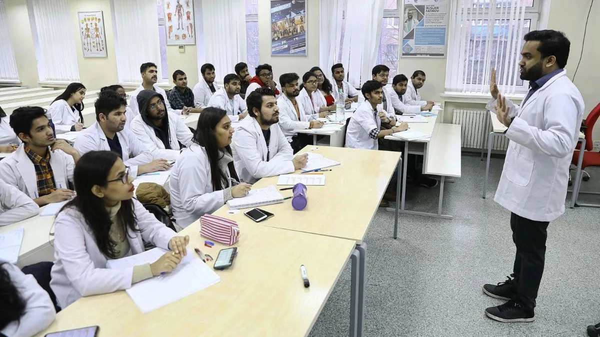 Доктор Хаус відпочиває: в Індії молодик самостійно відрізав собі ногу, щоб вступити до медичного університету