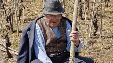 Найстаріший чоловік Італії помер у 112 років: він працював до глибокої старості