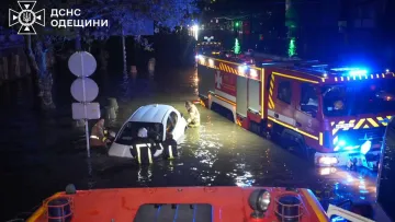 Потужна злива в Одесі: рятувальники повідомили про наслідки негоди та кількість загиблих