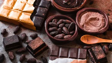 Какао захищає від сидячого способу життя: як напій блокує шкідливий вплив на кровоносну систему