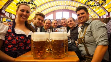 День німецького пива 23 квітня: від суворого закону про чистоту до світового культурного феномену