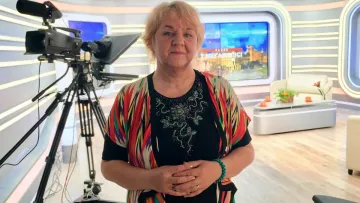 «Оля мене лишила з мінусами»: експродюсерка Полякової Розалія Романова розповіла, як стала астрологом