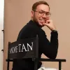 Від морських мотивів до окулярів оверсайз: Андре Тан розповів про 5 наймодніших аксесуарів для літа 2026