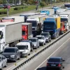 Чи можна заїхати вантажівкою в Київ влітку? Патрульна поліція чітко пояснила