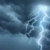 Яка погода завтра, 6 червня: в Україну повернеться тепло, проте частину областей накриють грози