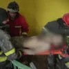 Жах клаустрофоба в Києві: столичні рятувальники дивом витягли чоловіка, який застряг у вентиляційній шахті