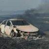 Хлопець вирішив покататися по пшеничному полю на Львівщині: згоріло авто і 50 тонн пшениці – відео наслідків