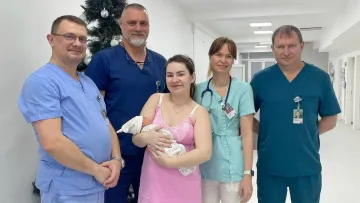 83 дні без навколоплідних вод: у Львові жінка дивом народила після надскладної вагітності