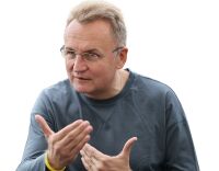 «Те, що я мало часу приділяю дітям і жінці – мій хрест»: Андрій Садовий про 20 років мерства та мобілізацію