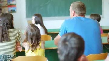 Батькам приготуватися: київський вчитель запропонував, як повернути українську мову в школи столиці