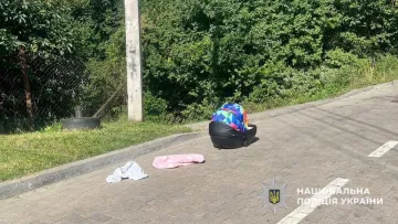 Поїхав і забув немовля на даху: горе-батько у Львові може отримати два роки неволі за нехтування власним сином