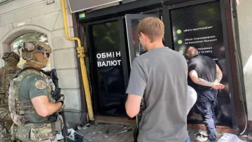 Розпочалися обшуки в Money24: поліція проводить слідчі дії в мережі обмінників