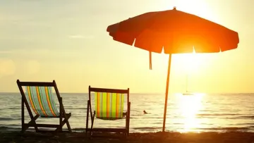 Пляж Пунта-Молентіс у Сардинії запровадив нові обмеження: туристи не можуть приносити власні парасольки
