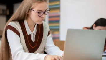 Найпопулярніші спеціальності 2025: що найчастіше обирали абітурієнти і які напрямки підтримує держава