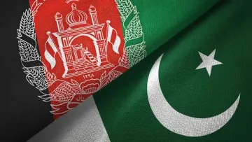 Пакистан наніс авіаудар по Кабулу: відео масованого бомбардування столиці Афганістану