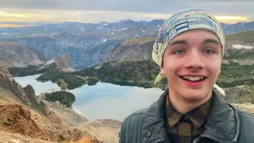 Юний дослідник зі США зробив сенсаційну знахідку: ось що він знайшов вже в перший день розкопок