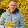 «Хай у нашому житті будуть лише квіти»: філолог Авраменко дивно відреагував на звинувачення у втечі з України
