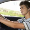 На Прикарпатті неповнолітній хлопець поцупив авто вітчима й дрифтував, а покарали мати: відомо рішення суду