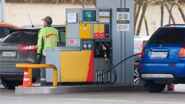 Що відбувається з цінами на АЗС України 6-го жовтня: де залити повний бак найдешевше
