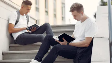 Кількість чоловіків 25+ серед вступників упала вдвічі: у Міністерстві освіти і науки надали статистику