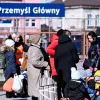 Українським біженцям у Німеччині можуть скоротити допомогу, а зі Швейцарії депортувати: що за нововведення