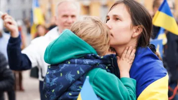 В одній з країн ЄС хочуть скасувати фінансову допомогу для українців: де не надто раді нашим співвітчизникам