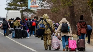 Сьогодні Всесвітній день мігрантів та біженців: скільки українців втекли від війни та де вони мешкають