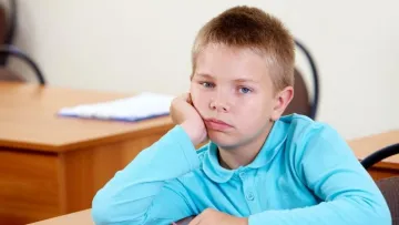 Що сказати дитині, яка не хоче вчитися: 7 магічних слів від психологів