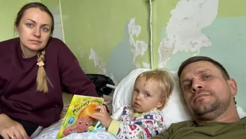Бруд, обдерті стіни та відсутність ліків: Святослава Бойка з гурту «Широкий лан» шокував стан дитячої лікарні