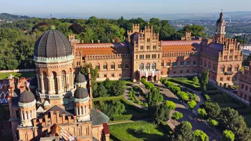 10 знакових історичних пам’яток України: собори, театри та фортеці, які є архітектурними шедеврами